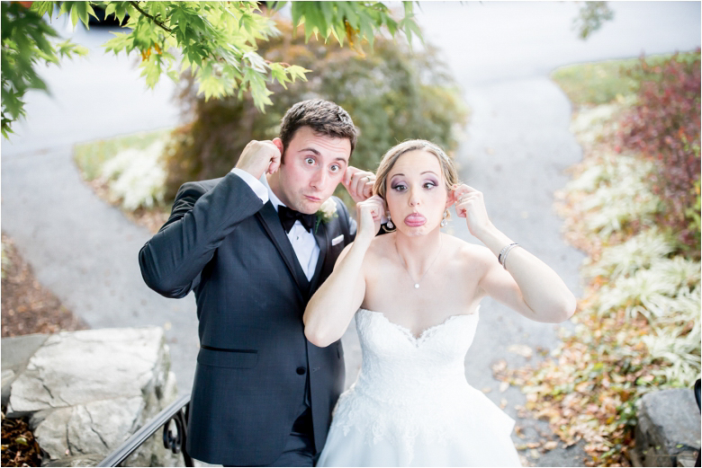 The Lake House Inn Wedding Photos by the best Philly Wedding Photographers