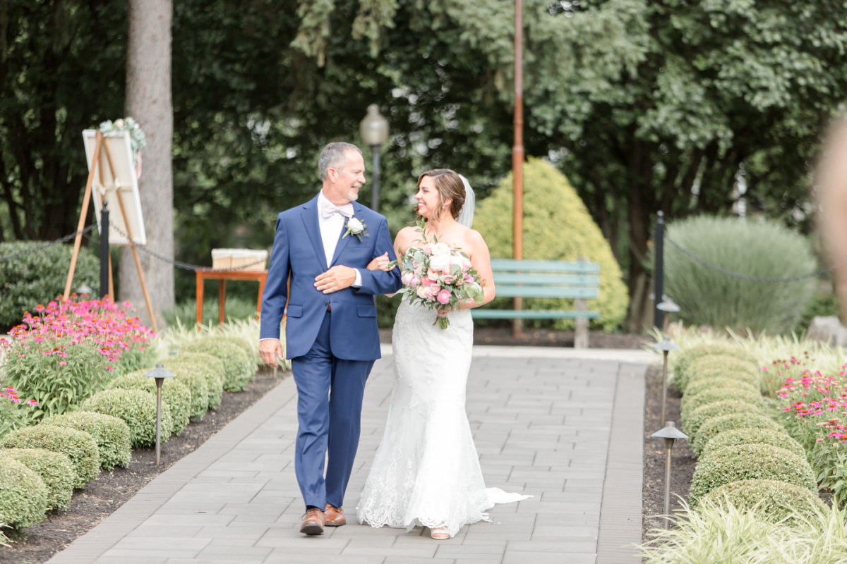 Philadelphia and NJ Light and Airy wedding Photographer